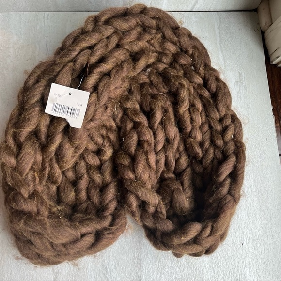 Altar'd State Scarf Brown Braided infinity scarf NWT - Picture 1 of 6